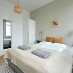 Penthouse With Seaview & Free Parking *