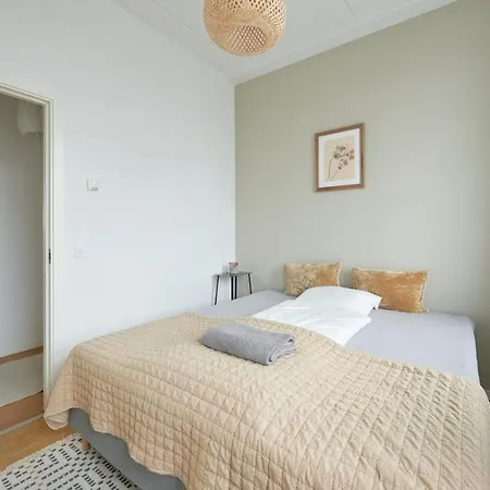 Penthouse With Seaview & Free Parking