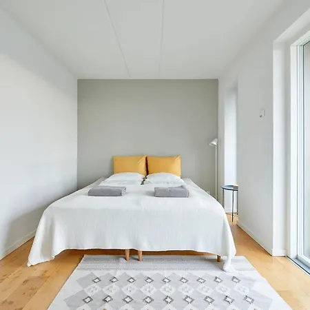アパート Penthouse With Seaview & Free Parking