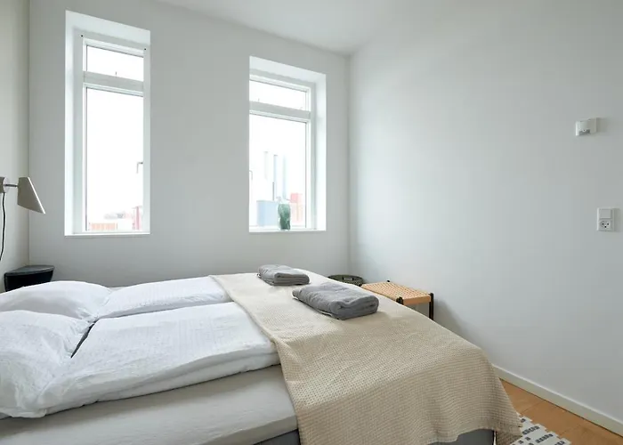 Διαμέρισμα Penthouse With Seaview & Free Parking